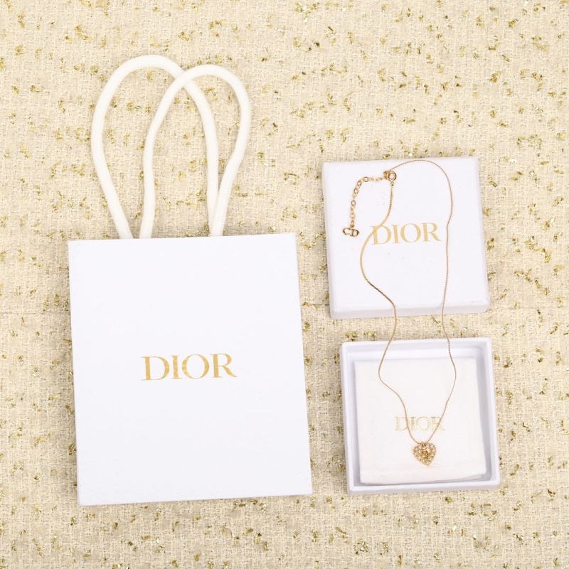 chr1st1an D10r necklaces